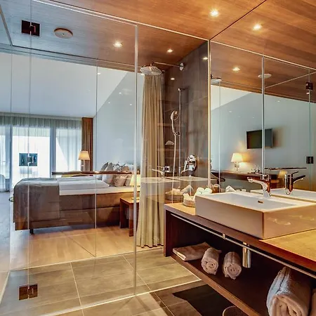 Готель Badhof - Golfhotel 4*